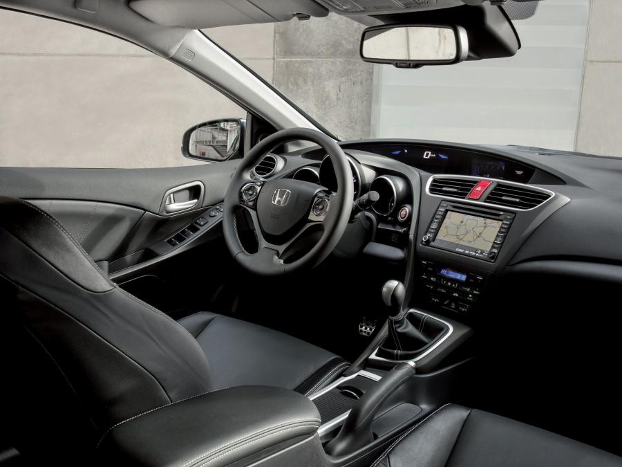  Honda Civic Tourer Sports Pack 2013 года  (фото 7 из 18)